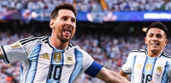 Sempat Tertinggal Dua Gol, Argentina Comeback atas Mesir dan Lolos ke Perempatfinal
