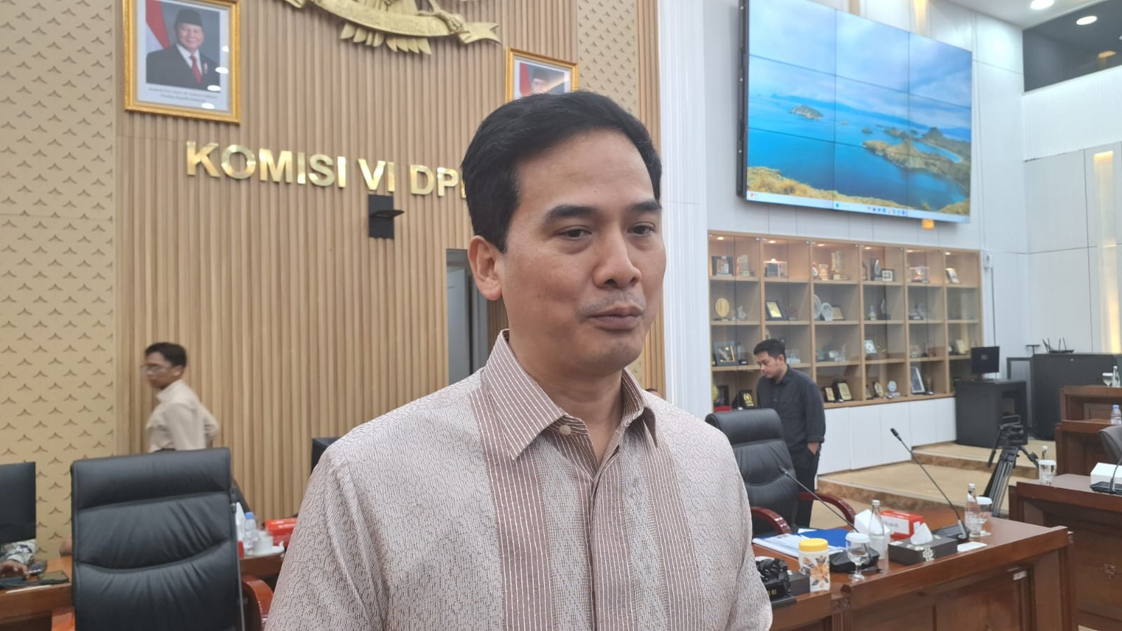 Komisi VI DPR RI Terkejut Dirut PT Pos Mundur Usai 3 Bulan Menjabat