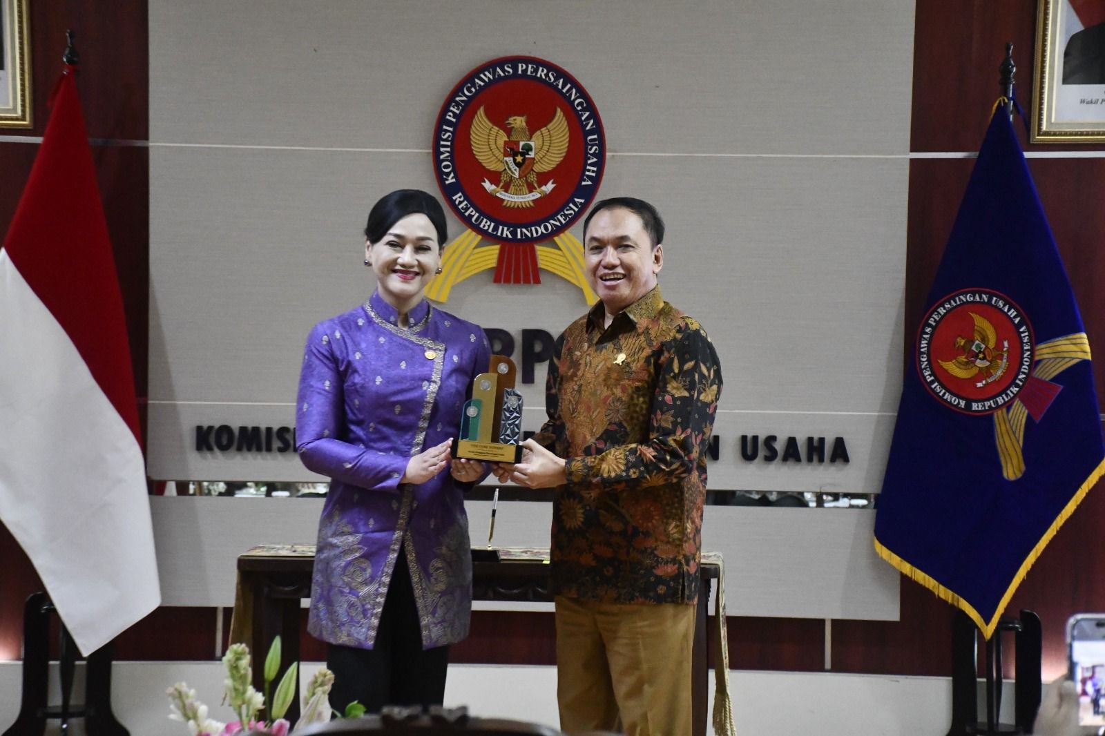 KPPU dan OJK Perkuat Sinergi Wujudkan Persaingan Usaha Sehat di Sektor Jasa Keuangan