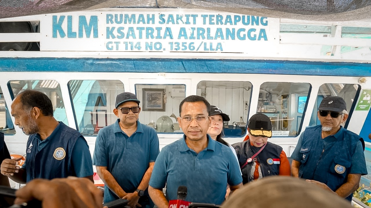 Jangkau Program JKN ke Daerah 3T, BPJS Kesehatan Dukung Operasional Kapal Ksatria Airlangga