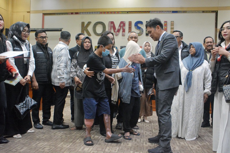 Komisi III DPR Terima Pengaduan Korban Pembakaran Santri Lombok