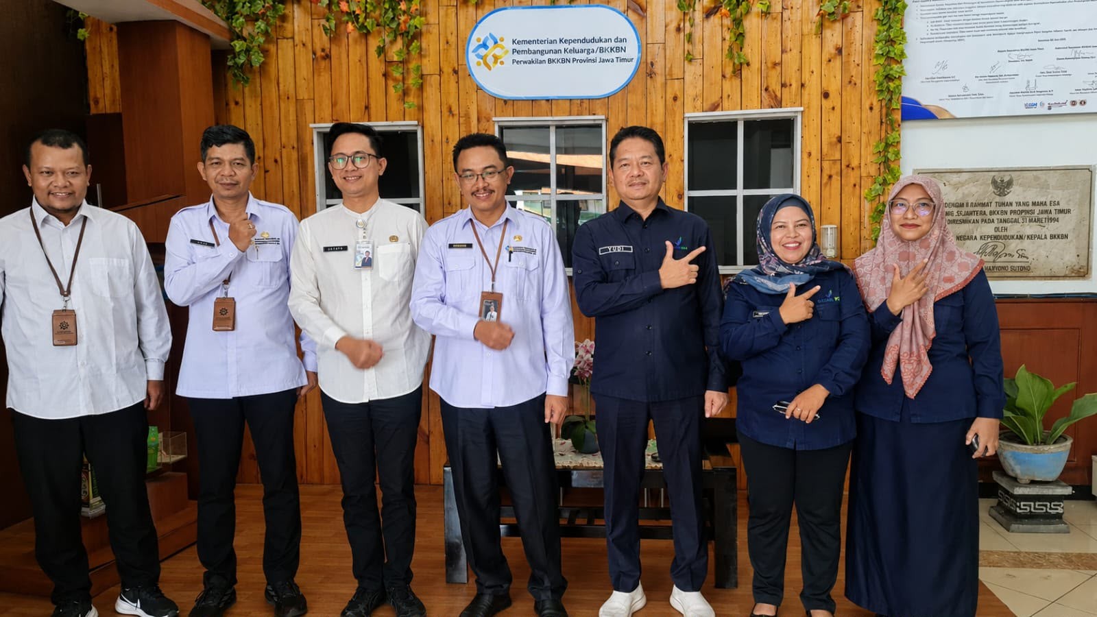 Kemendukbangga/BKKBN Perwakilan BKKBN Jatim dan BBPOM Surabaya "Menyatukan Langkah Menyatukan Komitmen" 