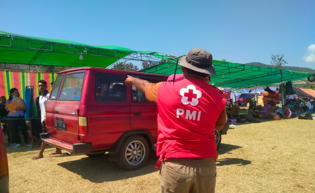 PMI Sebar Informasi RS Lapangan 24 Jam Bagi Warga Terdampak Gempa