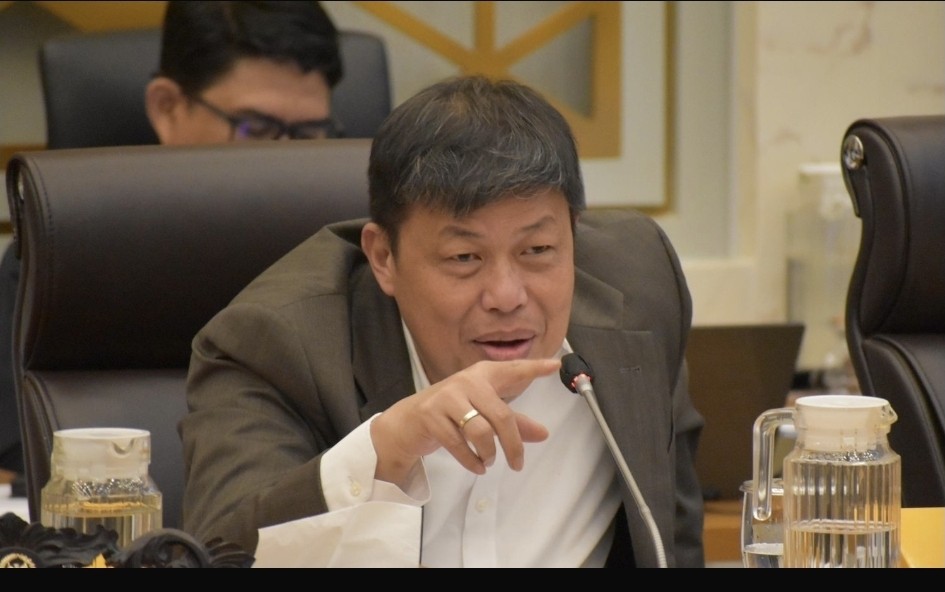 Alex Indra Lukman Desak Audit Korporasi, Dorong Usut Aktor Intelektual di Balik Karhutla