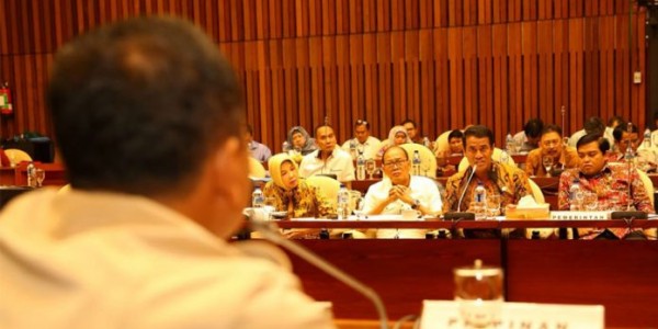 DPR Minta Mentan Revisi HPP Gabah Kering
