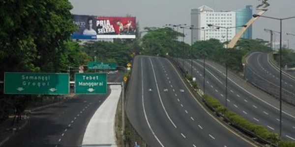 H-1 Lebaran, Jalan Jakarta Lengang