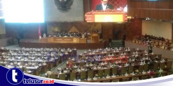 Paripurna DPR Bacakan Rekomendasi Pansus Angket KPK