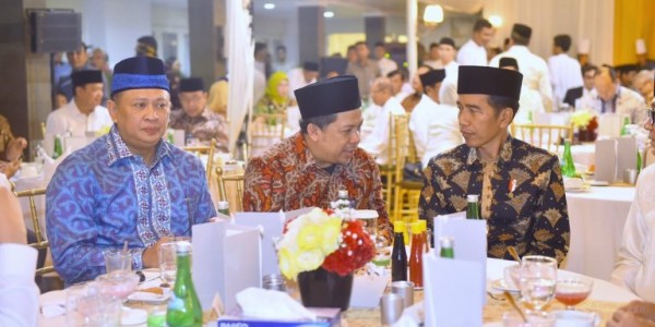 Momen Bukber Bareng Jokowi Dimanfaatkan Fahri Bahas Ekonomi
