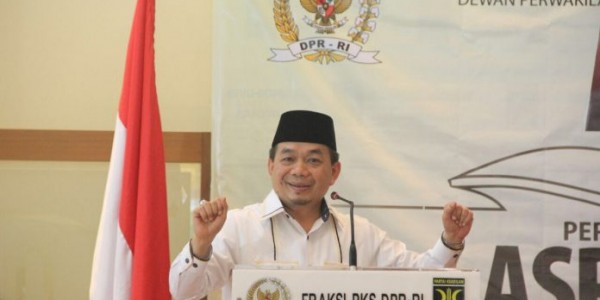 Jazuli Perintahkan Anggota PKS di Panja KUHP Lawan LGBT