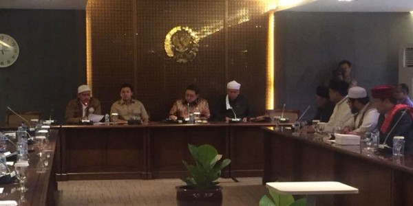 PA 212 Dorong DPR Bentuk Pansus Mako Brimob