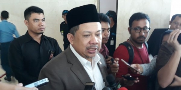 Fahri Harap Jokowi-Ma’ruf Dan Prabowo-Sandi Tidak Banyak Basa-Basi