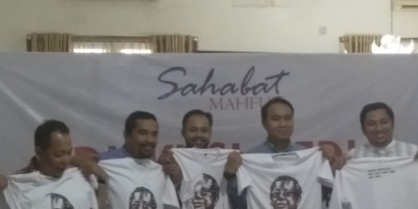 Didebat Perdana, Jokowi Dinilai Punya Beban Lebih Besar Ketimbang Prabowo