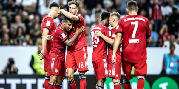 Bayern Munchen Libas Borussia Moenchengladbach di Liga Jerman