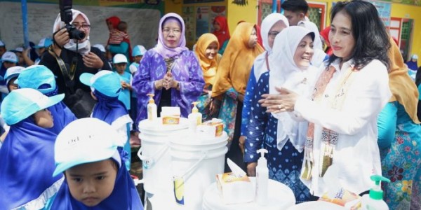 Cegah Kanker Serviks, OASE Gelar Sosialisasi Tes IVA