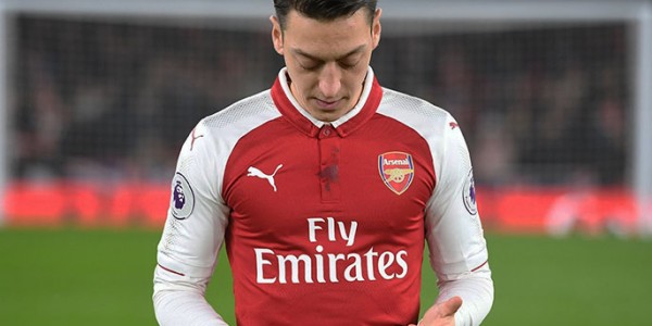 Jenazah Sala Ditemukan, Mesut Ozil Doakan Keluarganya Tabah