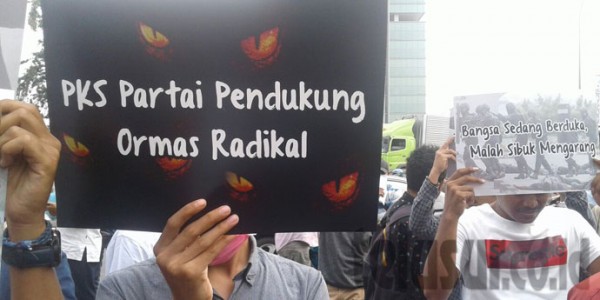 Diduga Terlibat Aksi Radikalisme dan Terorisme, Markas PKS Diserbu