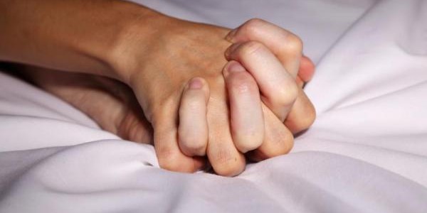 Jaga Keharmonisan, Pasangan yang Menikah di Usia 30-an Harus Banyak Bereksperimen di Ranjang