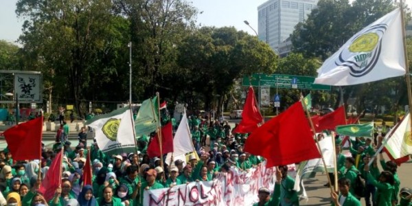 Ekonomi Dan Demokrasi Terancam, Mahasiswa UMJ Bersatu Gelar Aksi Depan Istana