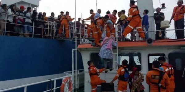 KMP Mutiara Persada II Kandas Terseret Arus