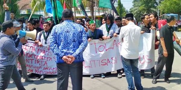 Mahasiswa Tolak Ma’ruf Amin Ceramah Di Kampus Untirta