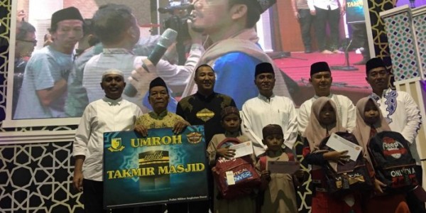 Pertama Kali di Indonesia, Klub Motor Berangkatkan Takmir Masjid Umroh