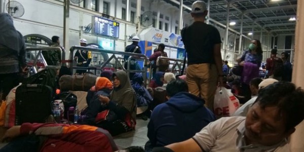 Warga Mulai Tinggalkan Ibukota