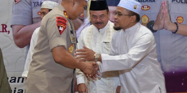 Pasca Pilrpes, Kapolda Kalsel Ajak Masyarakat Jaga Persatuan dan Kerukunan Sesama