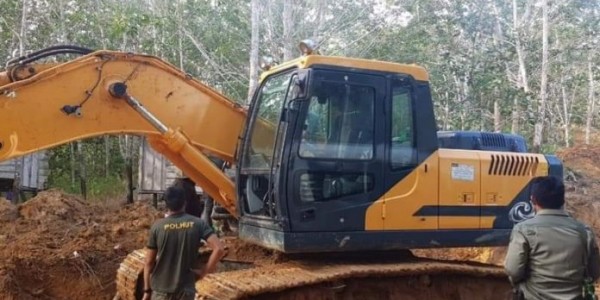 Polhut Amankan Barbuk Tambang Ilegal