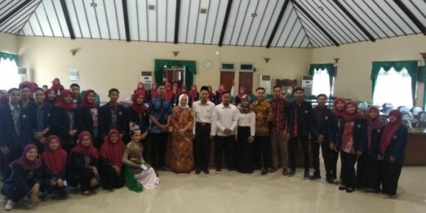 Bupati Bojonegoro Minta Daftar Absensi Keluarga Besar FKMB Unesa