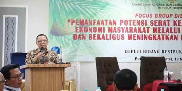 Kemenkop Dorong Peningkatan Nilai Tambah Serat Kelapa Sawit Melalui Koperasi