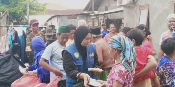 Ragam Peristiwa Laznas Dewan Da’wah Bali Berbagi Makanan Kepada Kaum “Terpinggirkan”