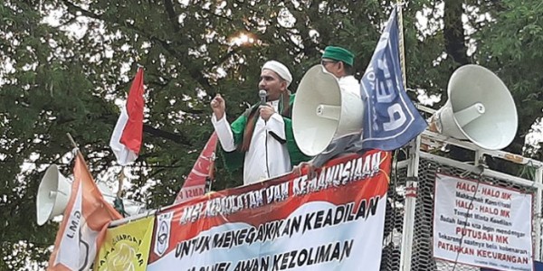 Ketum FPI: Jangan Ada Yang Terprovokasi Dan Memprovokasi