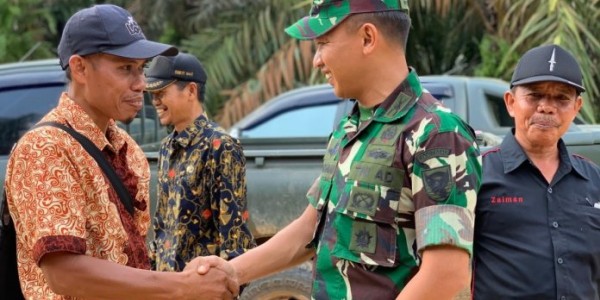 Dandim 0415/Batanghari Tinjau TMMD di Ladang Peris