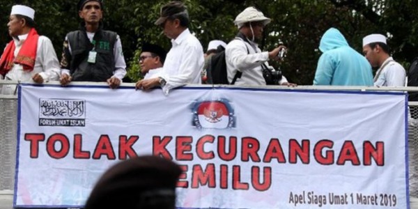 Agama Melarang Memberikan Ucapan Selamat Kepada Kecurangan