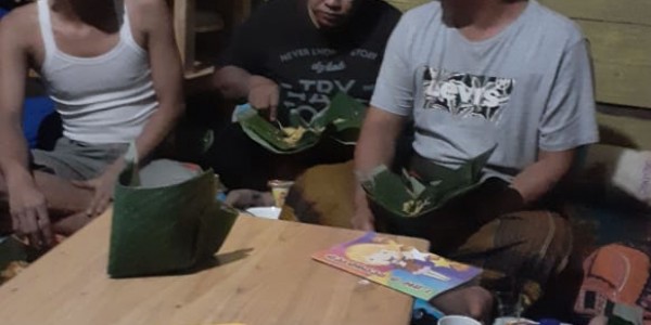 Paman Birin Sambangi Korban Kebakaran