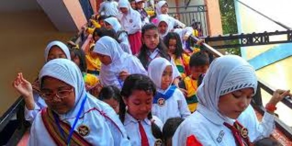 Pendidikan Di Indonesia Menurun, Peran Mendikbud Di Pertanyakan