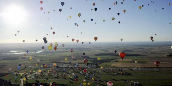 Ganggu Penerbangan, Warga Diimbau Tak Terbangkan Balon Udara