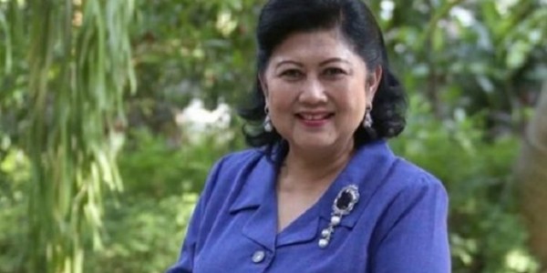 Makam Ani Yudhoyono di TMP Sebelahan dengan Pusara Ainun Habibie
