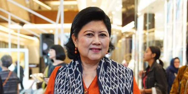Kondisi Menurun, Ucapan Doa Untuk Kesembuhan Ani Yudhoyono Berdatangan