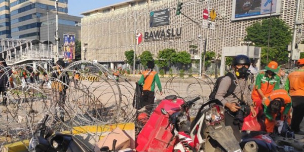 Ruas Jalan Didepan Bawaslu Kembali Dibuka Untuk Umum