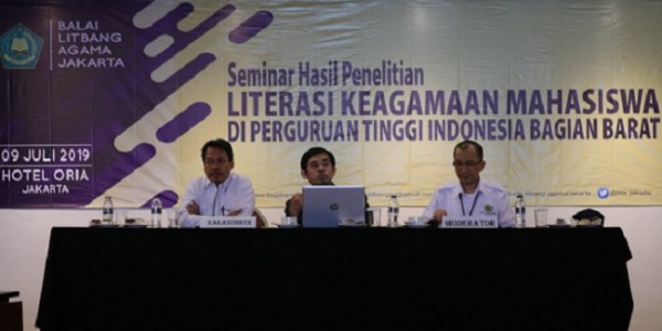 Penelitian BLAJ, 90,9 % Mahasiswa Lebih Suka Cari Informasi Keagamaan dari Online