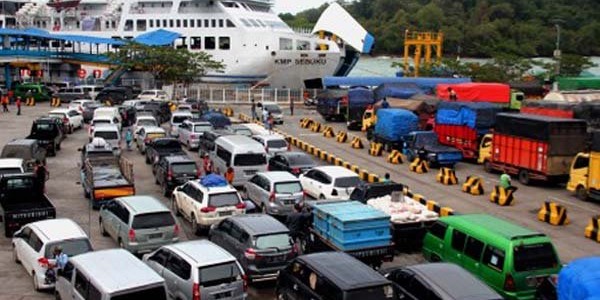 Siap-siap, Penyeberangan Merak – Bakeuhuni Diterapkan Sistem Ganjil Genap