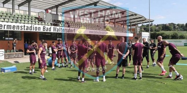 West Ham United Resmi Pecat Moyes