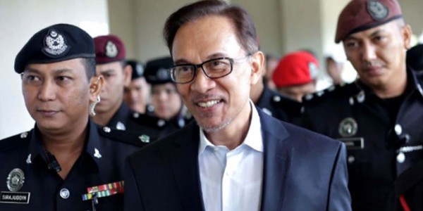 Ada Apa Anwar Ibrahim Ngebet Ketemu Habibie