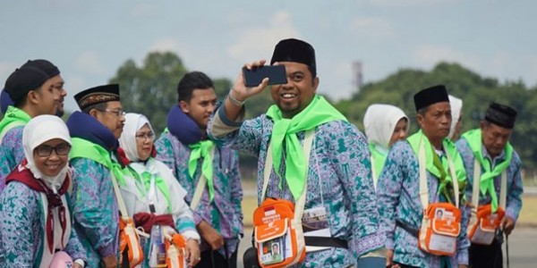 Gubernur Sahbirin Noor Lepas Jemaah Calon Haji Embarkasi Banjarmasin