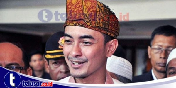 KPK Sita Dokumen dan Uang Dolar Usai Obok-obok Villa Zumi Zola