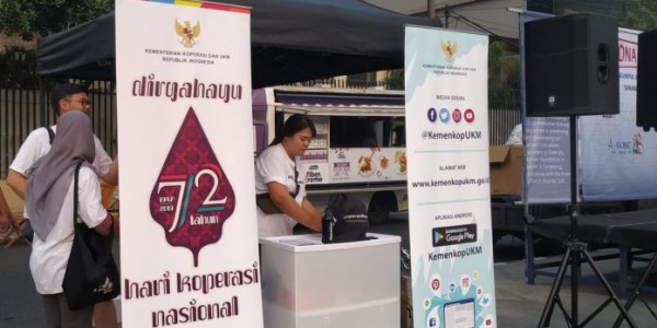 Peringatan Harkopnas ke-72 Meriahkan Car Free Day di Jakarta