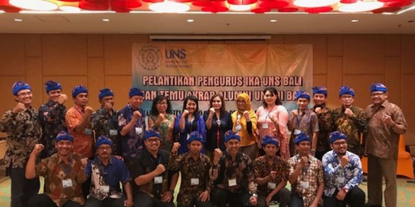 Resmi Dilantik, IKA UNS Bali Siap Beri Karya Nyata Untuk Bali