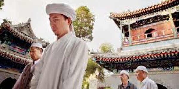 Pejabat China Peringatkan Muslim Di Negaranya Agar Lebih China