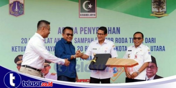 Wow Keren..! KAHMI Hibahkan Alat Angkut Sampah ke Pemprov DKI